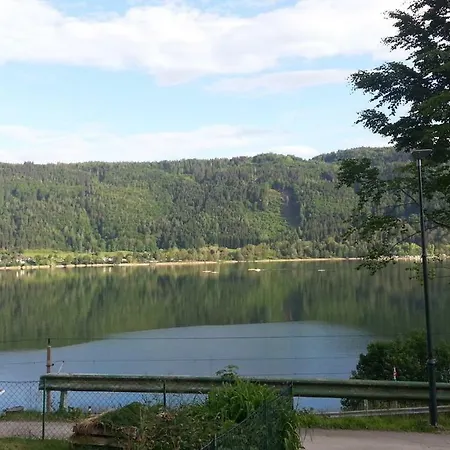 Ferienwohnung Am Reinerbach Appartamento *
